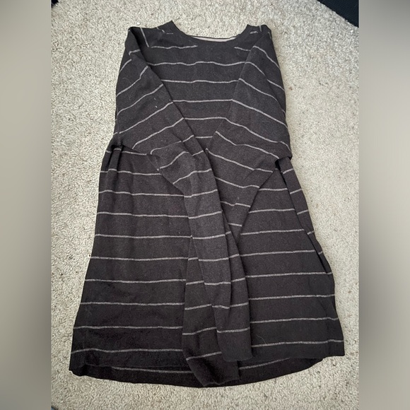 Brown Striped Men’s Banana Republic Sweater - Picture 2 of 4